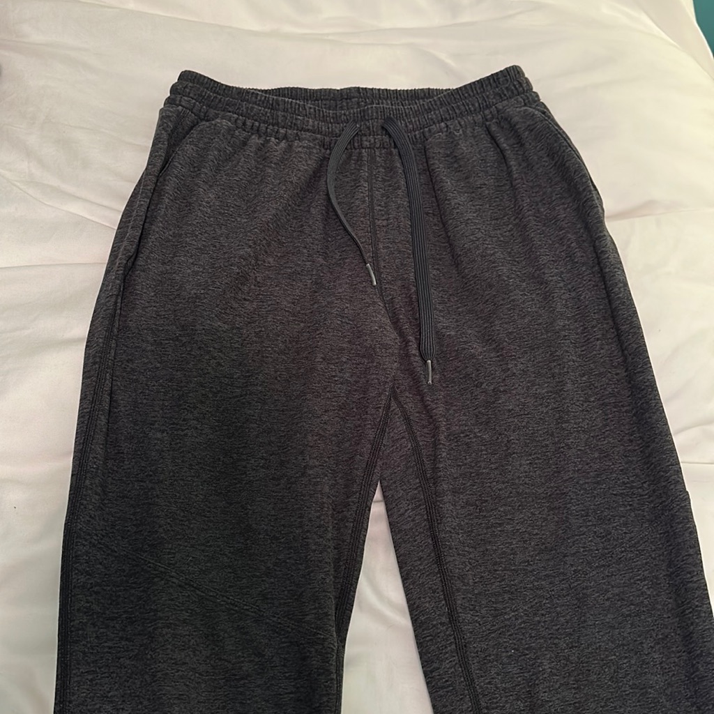 Cloudknit Sweats